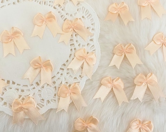 Arcs en satin blush abricot 25-50 pcs, arcs en tissu de 1 pouce, arcs blush, arcs de faveur, fabrication de cartes d’invitation, arcs d’étiquette de cadeau, arcs de petite embarcation