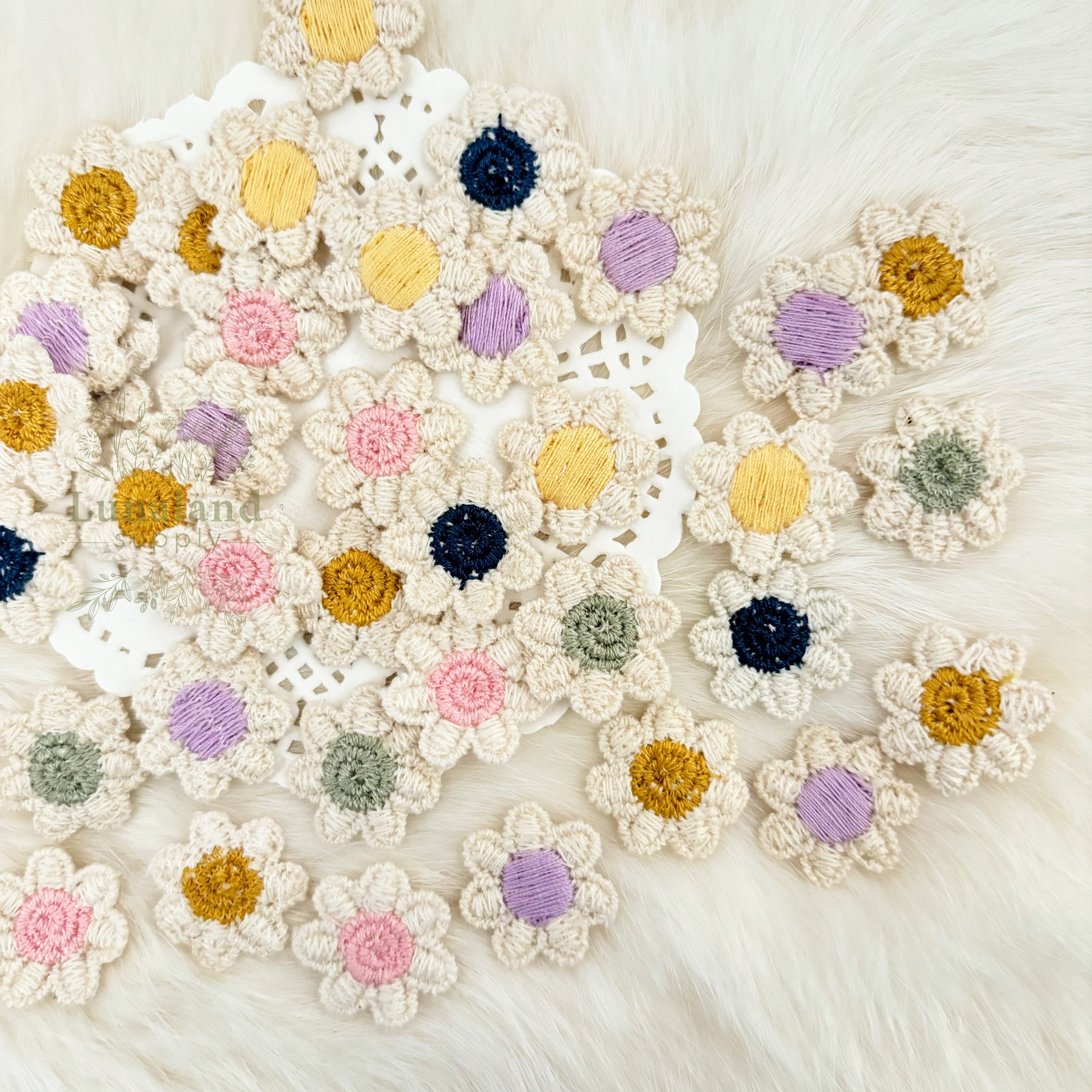 Mix Crochet Daisy 6pcs 20mm, Assorted Colors Flower Applique