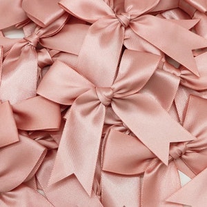 Große Altrosa Schleife 3,5 inch XL, Rose Gold Bandschleife, Hand gebunden Fray-kariert