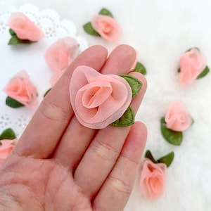 Blozen chiffonrozen met blad 1", pastelkleurige roos, zachte pure bloemen naaien kostuum maken, knutselen rozenjurk maken feestdecor