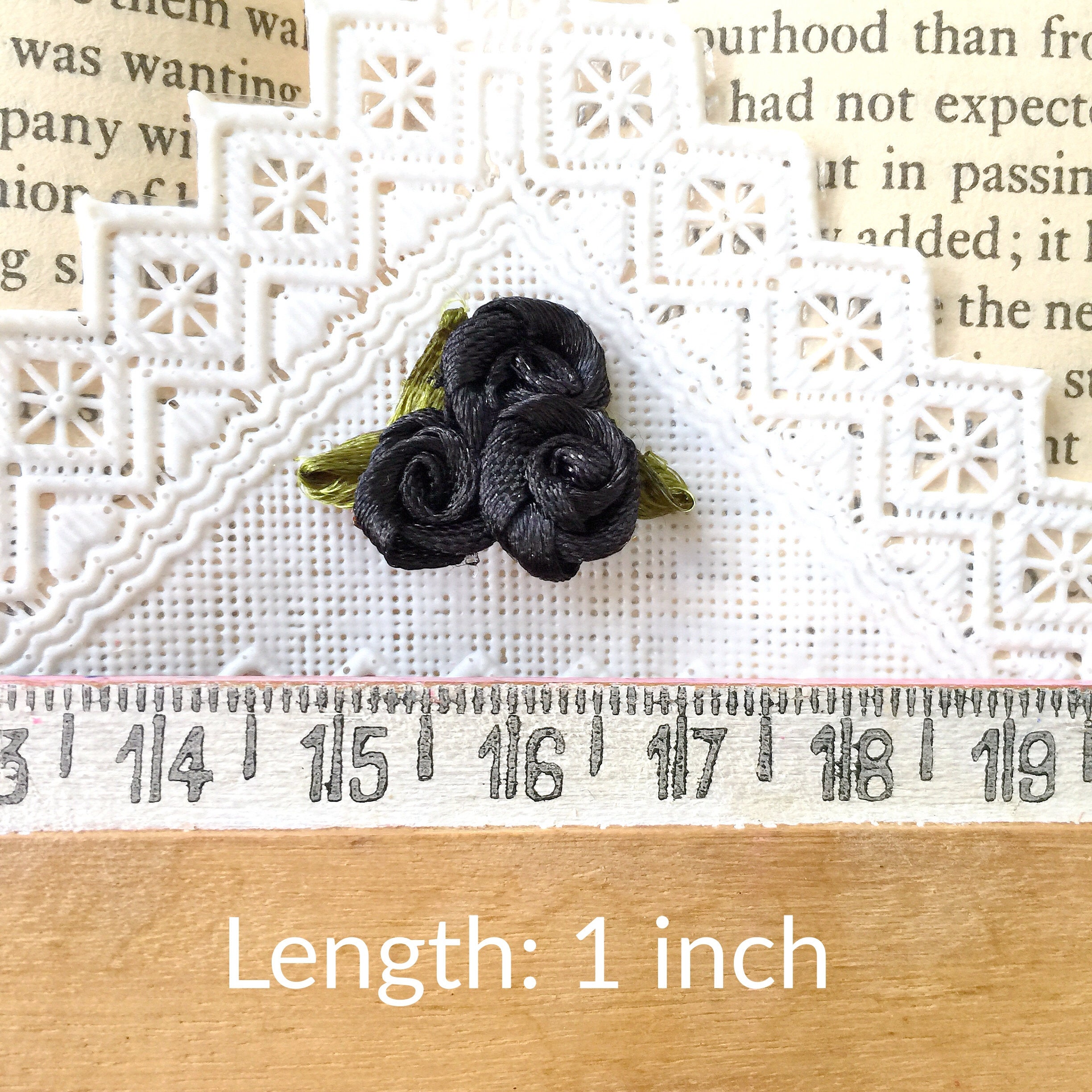 Black Triple Roses 20mm, Mini Rose Bouquet, Tiny Craft Roses, Black ...