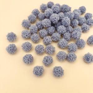 Graue Teddy Pompoms 15 mm, Plüsch Stoff Pom Pom Kugeln Fleece Filz Pompoms, Weiche flauschige handgemachte Pompoms Teddybär Fell Wolle Pompoms