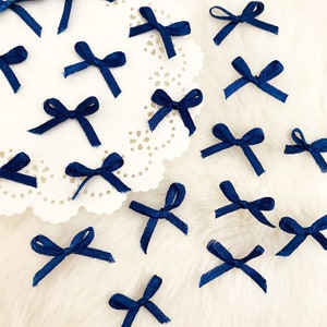Marineblau Satinschleifen 1/8 Band, Mini Blau Bandbögen, Dunkelblau Bögen, Dessous Finish, Geburtstag Dekor, Karten machen, kleine Handwerk Bögen