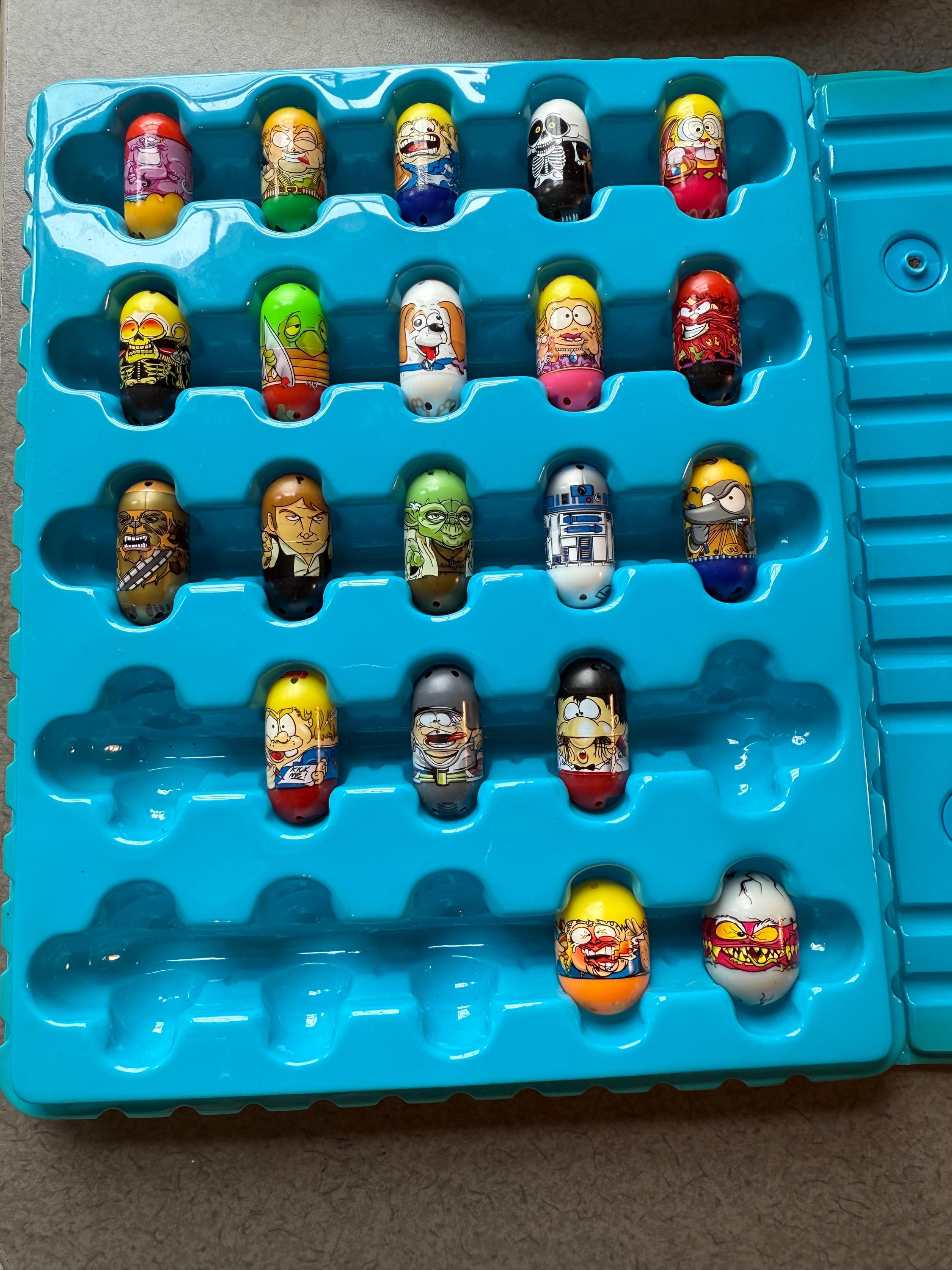アースマジック　110.120まとめ売り Vintage Marvel Mighty Beanz, Lot of 20 Pcs 2010 Moose Mighty Beanz