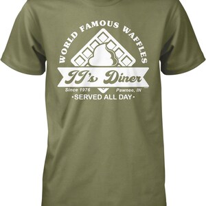 JJ's Diner, Waffles Famosos en Todo el Mundo Camiseta para Hombre, NOFO_02795 Military Green