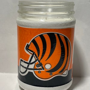 18 oz. Candle, Cincinnati, Bengals, Cincinnati Bengals, Soy Wax, NFL, Football, Man-cave, Home Decor, decoupage, football fan, Who Dey,