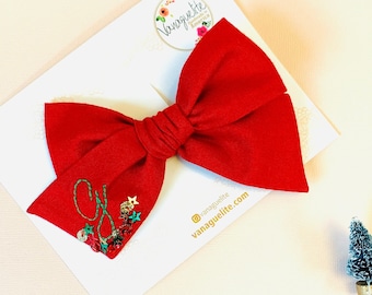 Christmas Bow, Personalized Baby Bow, embrodered letter, nylon headband or alligator clip, custom Initial letter, custom monogram