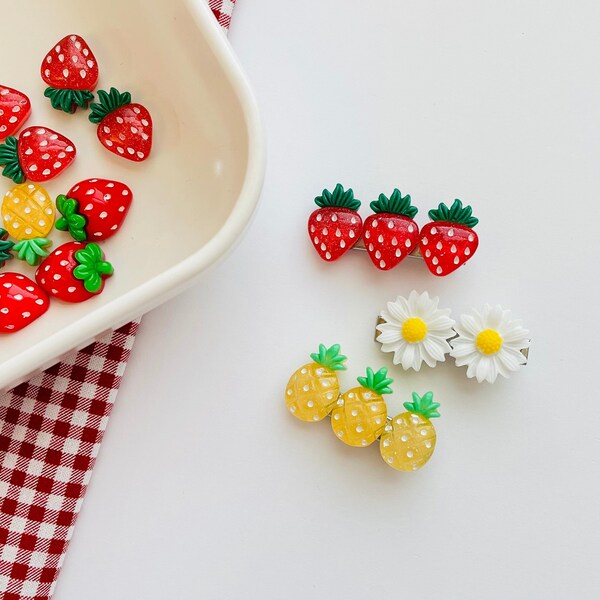 Strawberries, Daisies and Pineapples Fruits clips, Resin Hair Clips, Summer Barrettes, baby Girl Hair clips, Hair Accessories
