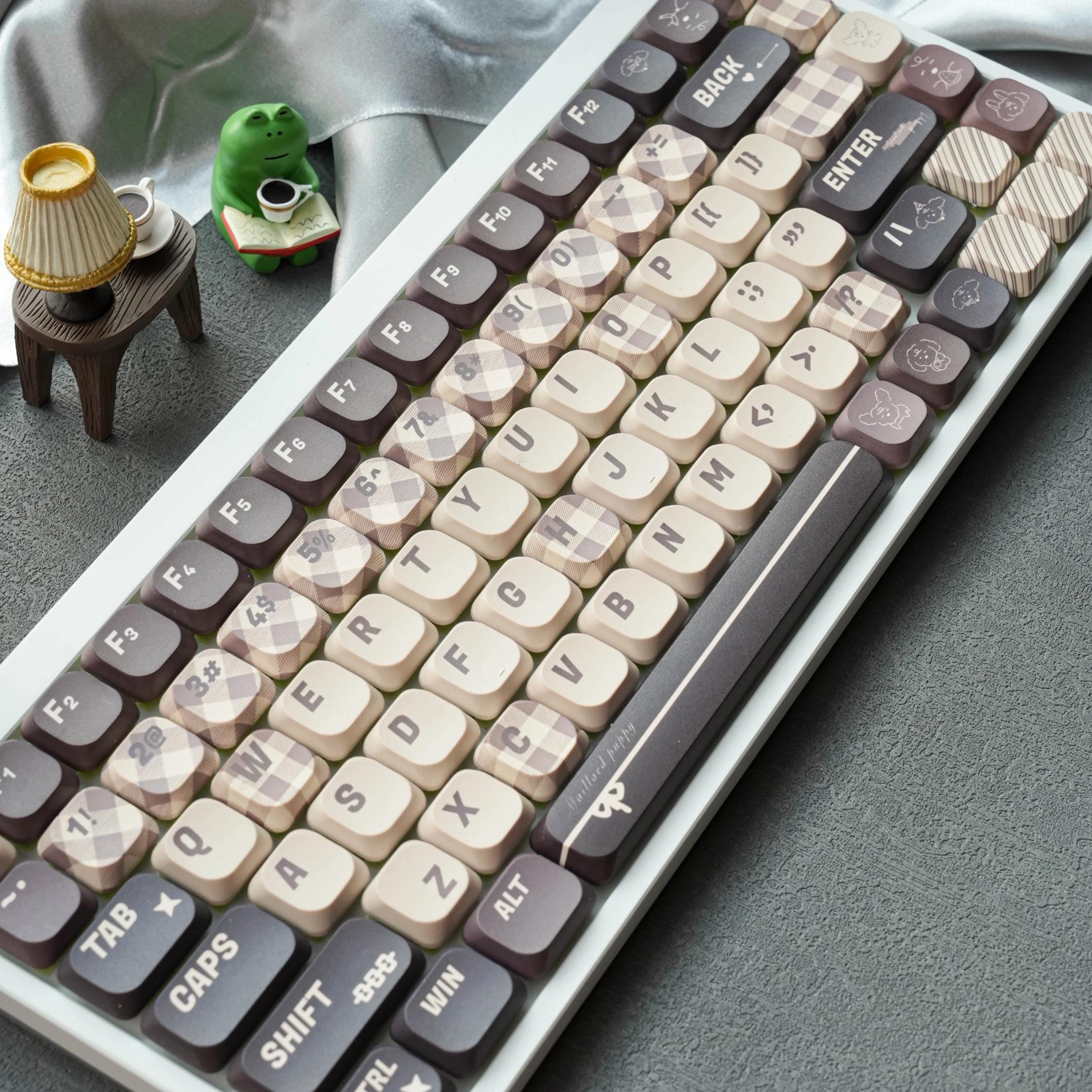 Luxury Computer Keyboard Brown Plaid Keycaps 120 Keys ADA Low Profile PBT Preppy Aesthetic ...