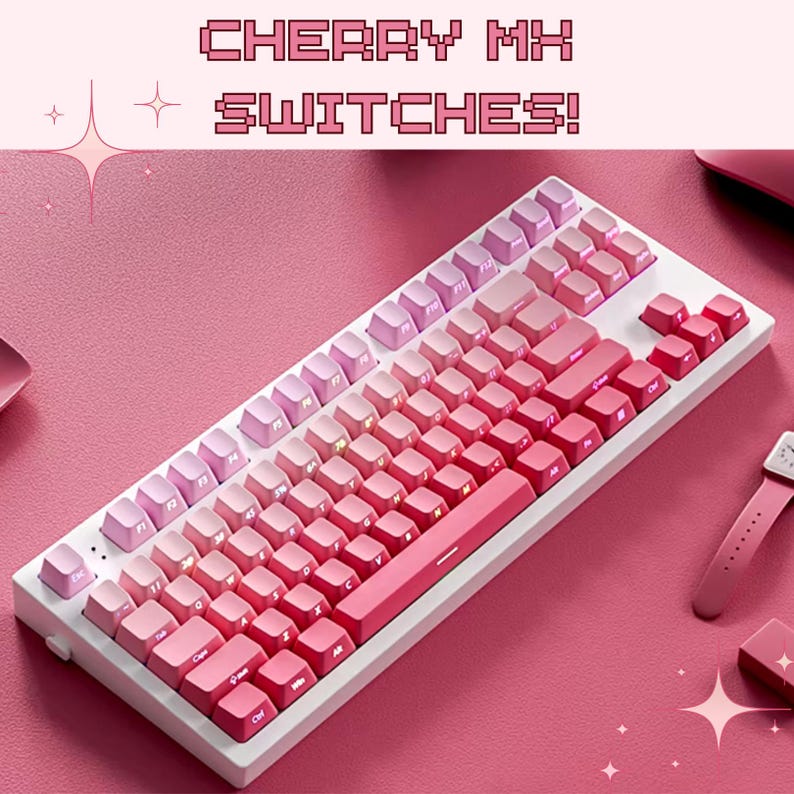 K&ouml;nnte beinhalten: Eine wei&szlig;e mechanische Tastatur mit rosa und lila Tastenkappen. Die Tastenkappen gehen von hellrosa in einen tieferen Rosaton &uuml;ber. Die Tastatur hat den Text "CHERRY MX SWITCHES!" in einer pixeligen Schrift.
