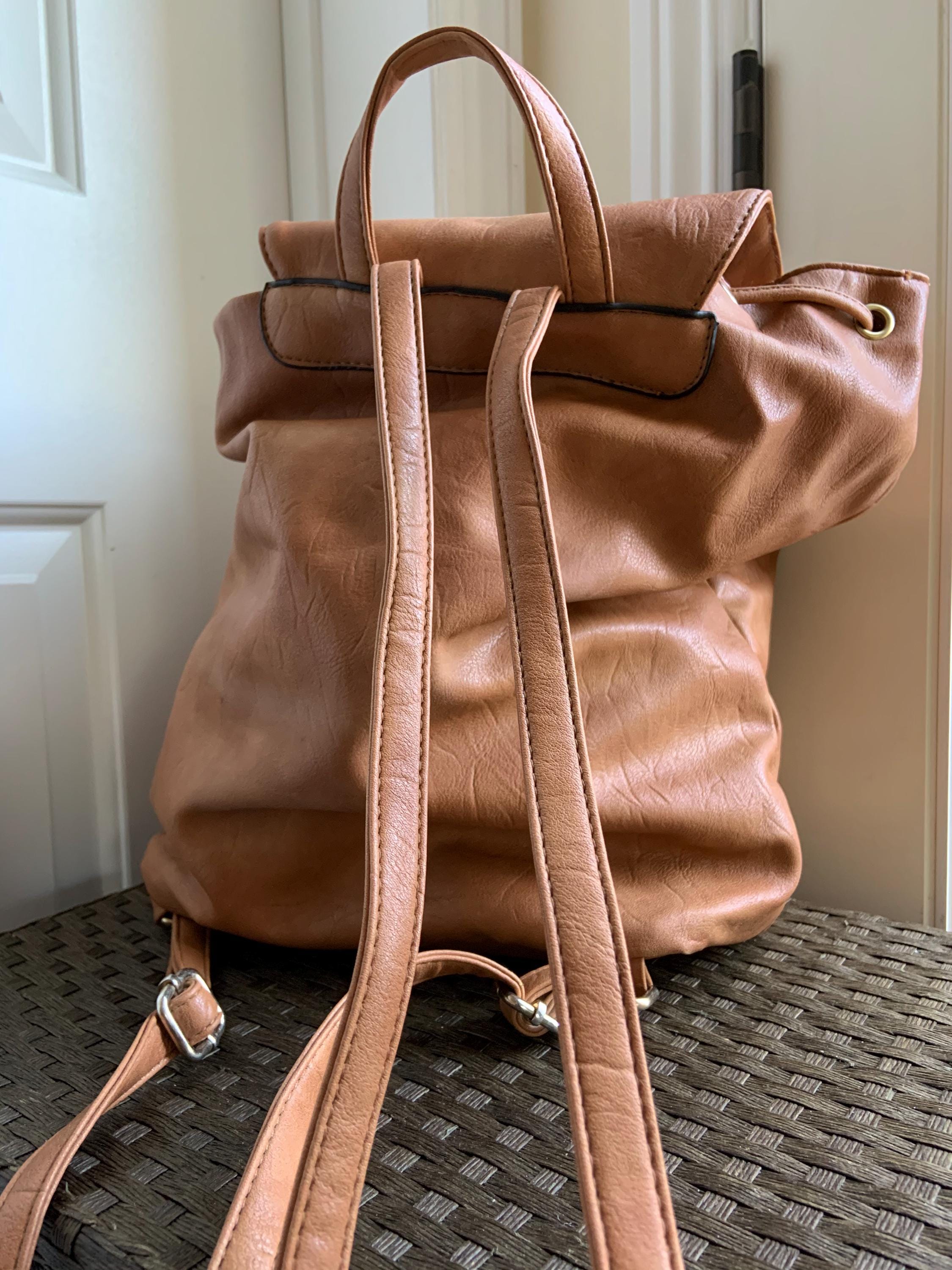 Vintage Small Leather Retro Boho Style Backpack Purse Vintage, Retro, Boho 1970s Tan Faux Leather Backpack  main image 3