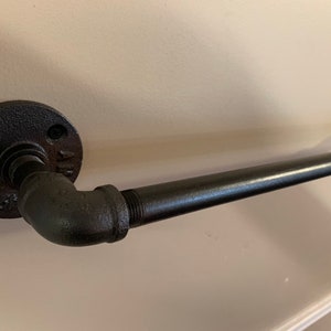 Industrial Bathroom Towel Holder Bar Rack Iron Pipe Steampunk Hampton Industrial Design