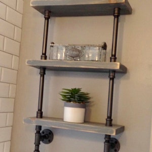 Bathroom shelves with towel rack, Reclaimed Wood, Industrial Pipe, Rustic, Industrial, Shabby Chic, Steampunk design, Hampton Industrial image 1