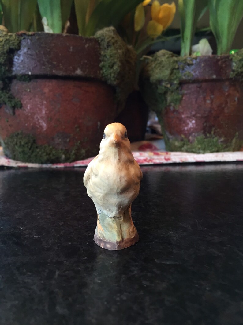 Primitive teeny tiny chick chalk ware