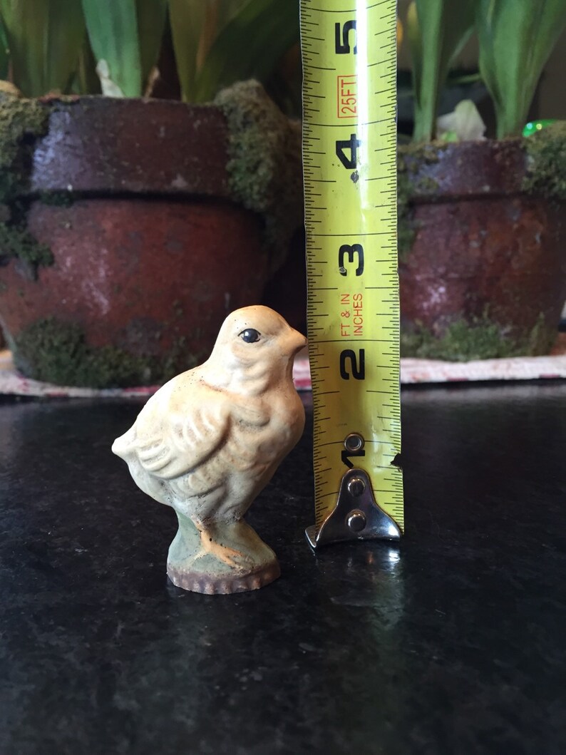 Primitive teeny tiny chick chalk ware