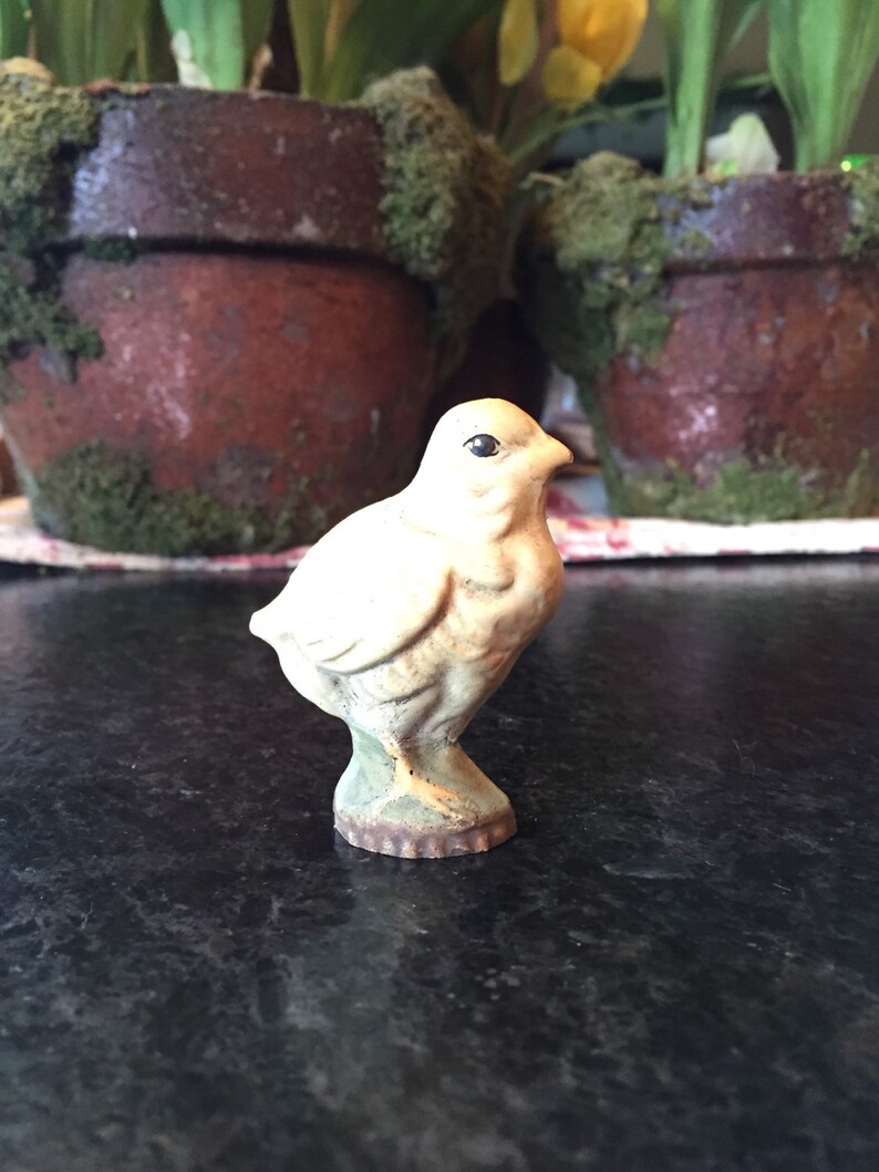 Primitive teeny tiny chick chalk ware
