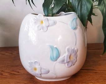 Goebel Fine Porcelain Floral Vase // Vintage Vase // Goebel Ceramic // Cottage Chic