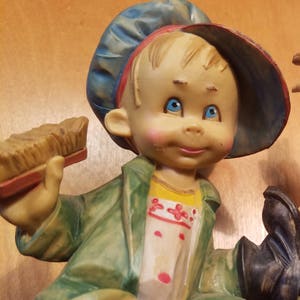 Estatuetas de resina italiana vintage // estatueta Fontanini, estatueta retrô, Itália D 4955, Itália D 4956, menino engraxate, menina com flauta