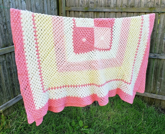 Vintage Crochet Blanket Soft Pinks Retro Throw Blanket Vintage Blanket Afghan Lap blanket Pink Decor