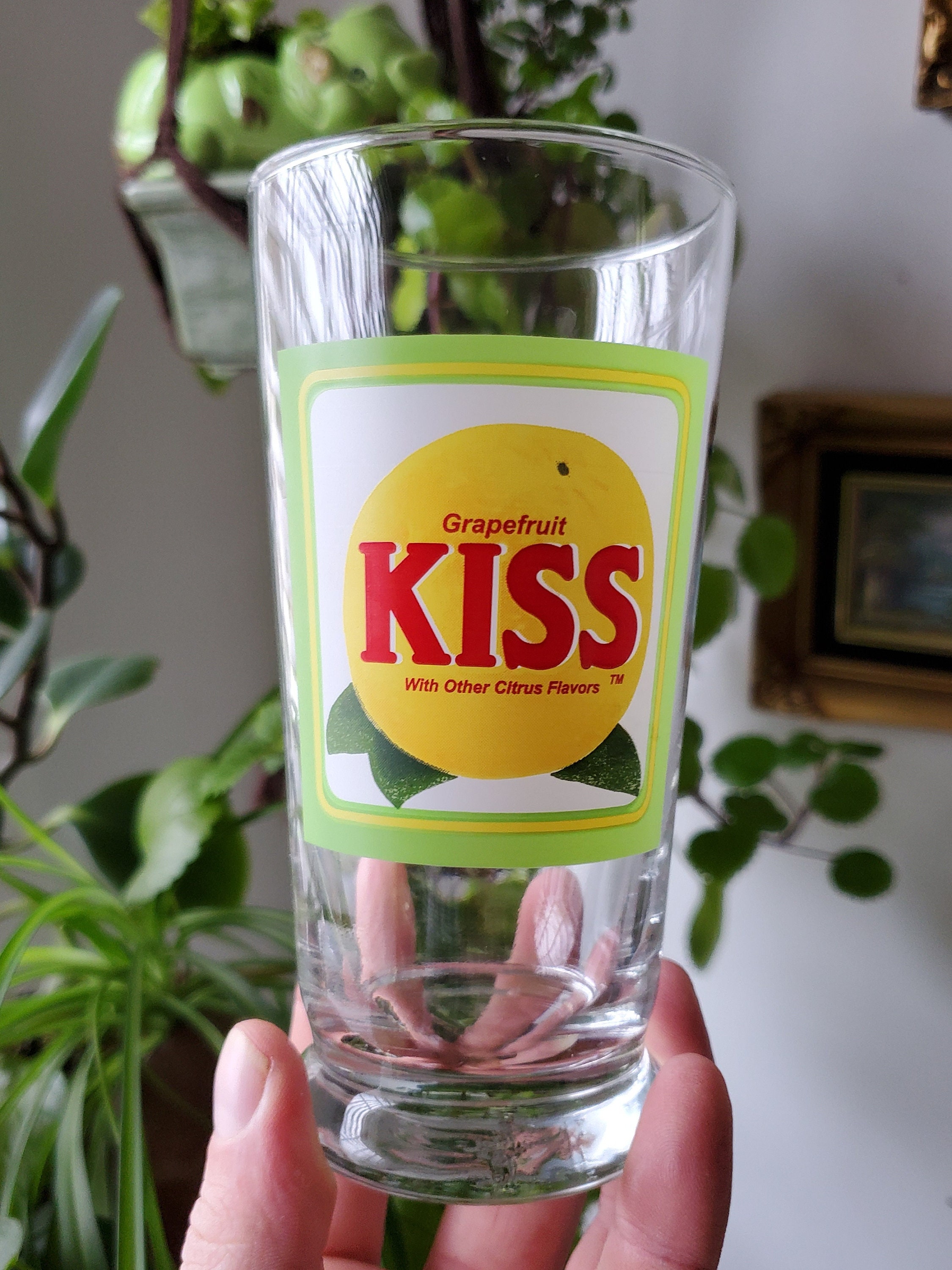 Vintage Kiss Grapefruit Glass // Kiss Soda Glass // Vintage Glassware