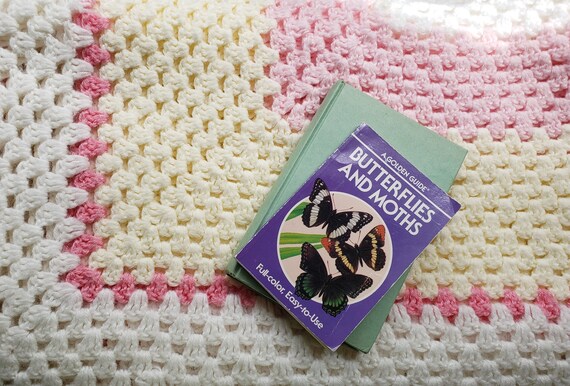 Vintage Crochet Blanket Soft Pinks Retro Throw Blanket Vintage Blanket Afghan Lap blanket Pink Decor