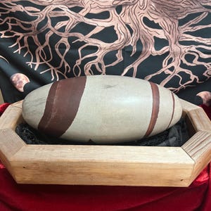 Shiva Lingham ~ Shiva stones ~ Balance stones ~ Polished stones ~ Stones from India