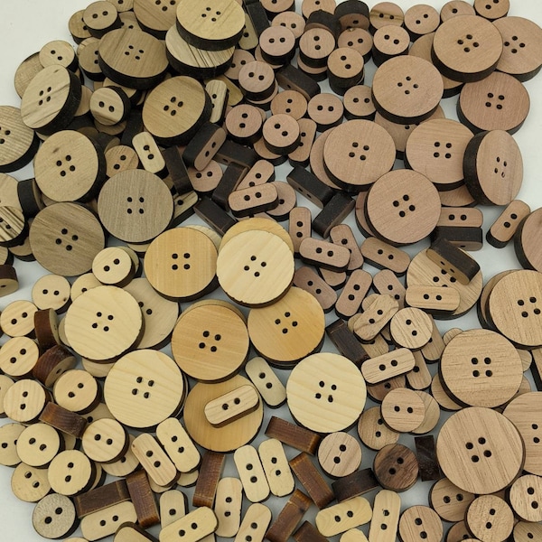 Massive Holzknöpfe. Huon Kiefer, Blackwood, Sassafras und Myrte lasergeschnittene Knöpfe.