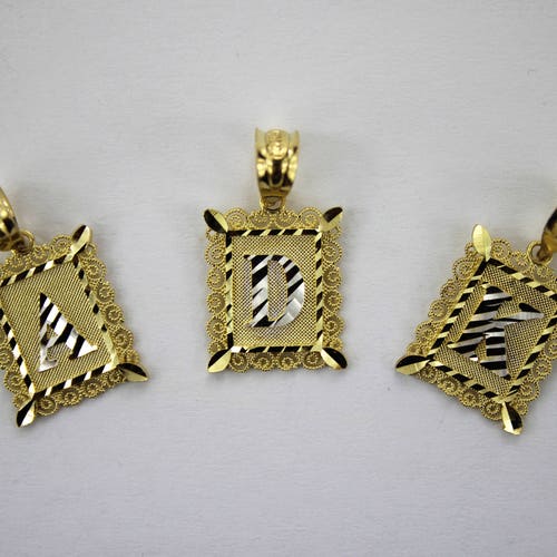 10K Gold Initial Pendant Charm Diamond 