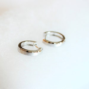 14K Yellow/Rose/White Gold Elegant Huggie Hoop Earrings