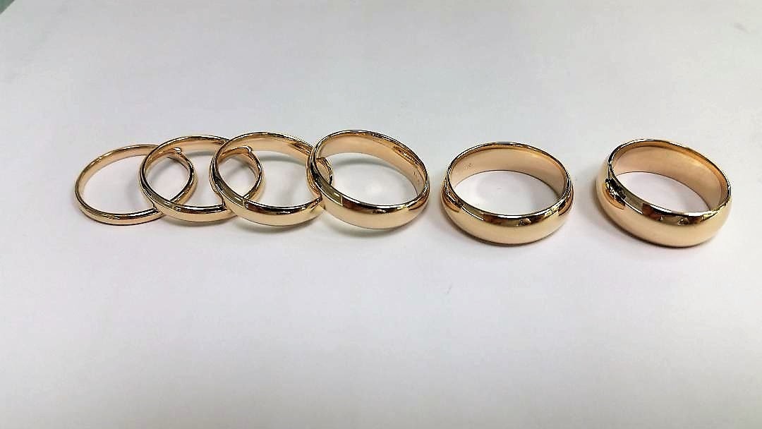 14K Solid Yellow Gold Wedding Band Men Women 2mm ~ 7mm Size 5 ~ 13 Free Engraving