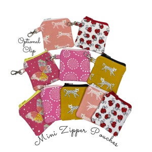 Tiny Zipper Pouch, Little Coin Pouch Keychain, Small Coin Purse, Tiny Zipper Bag, Small Gift Pouch Keychain, Friend Gift, Secret Santa Gift