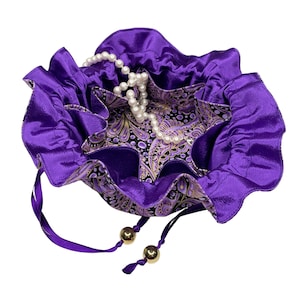 Drawstring Travel Jewelry Pouch: Cotton Exterior, Satin Lined