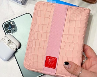 Travel document wallet, Passport holder, Travel Organiser, Case, Holiday, Card holder,A6,Luggage Tag, Pen Holder,Free Pen, Gift,PinkCroc.
