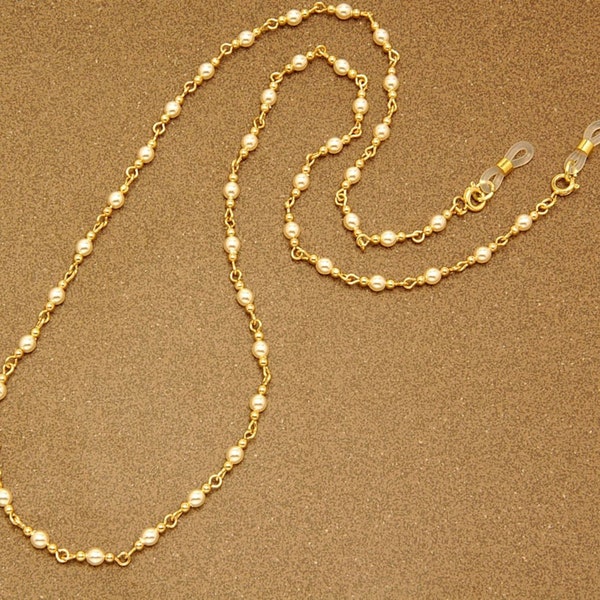 Opera spectacle chain - Small pearl glass beads on gold-plated links. Easily converts to a necklace.