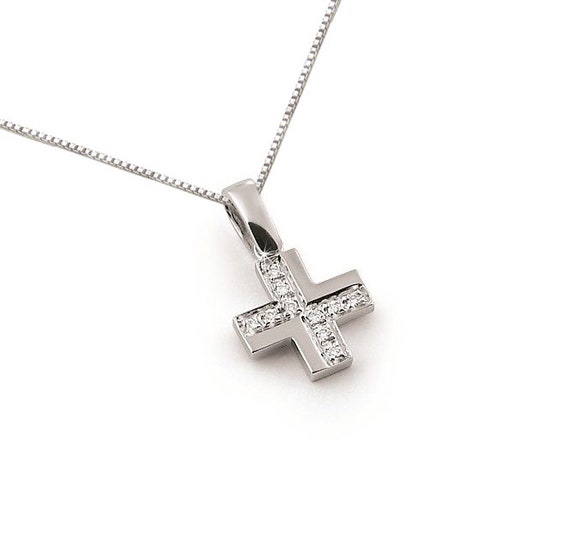 14k Yellow Gold Classic Diamond Cross Necklace | Shop 14k Yellow Gold Faith  Necklaces | Gabriel & Co