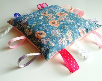 Dementia Alzheimer&#39;s sensory activity hand beanbag aid toy Twiddle fiddle ADHD autism adult Fidget toy mother&#39;s Day present Nana grandma tag