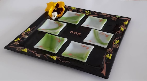 Passover SALE gift.Green and beige glass plate.Passover gift.Passover Matzoh plate.Passover gift.Passover present.Jewish GIFT.Passover eve