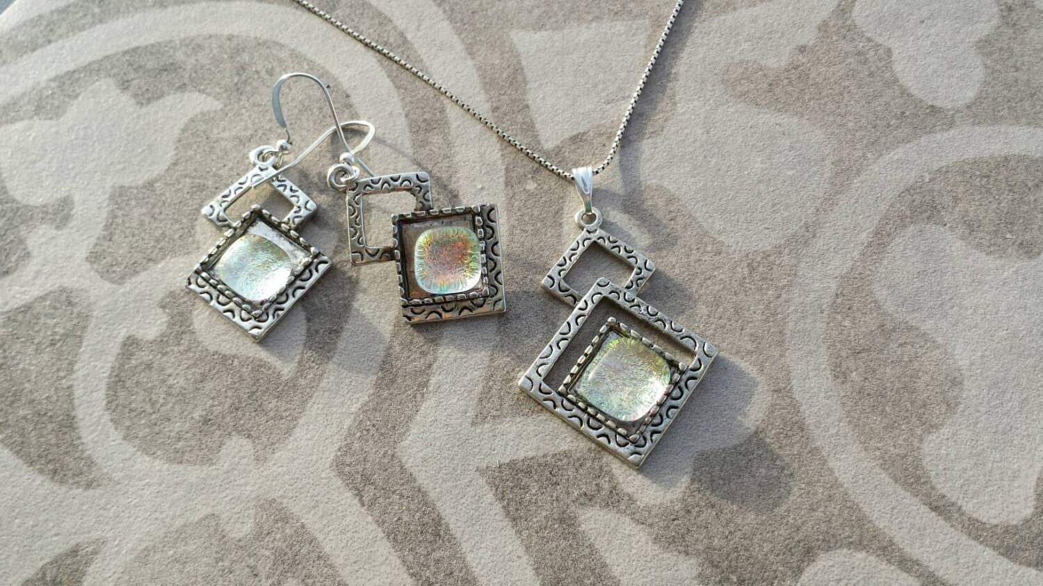 Pearl color glass jewelry set. Necklace and earring set. Etsy
