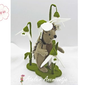 Spring jitters &quot;Hedgehog with snowdrops&quot;