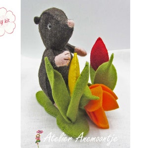 Spring jitters &quot;Mole with tulips&quot;