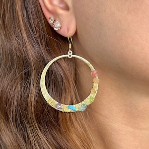 Rainbow crystal hoop earrings, Seven chakra Earrings, Statement Earrings Colorful Hoops, Boho Jewely, Raw Stone Peridot, Aquamarine, Citrine