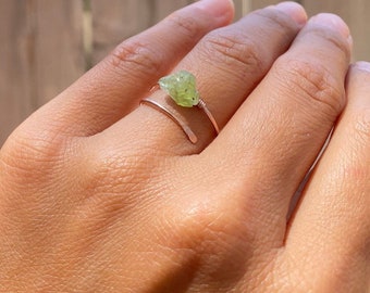 Raw Peridot ring, Adjustable Ring, green gemstone ring, raw stone ring, dainty gold ring, bohemian ring, August birthstone ring, tiny ring