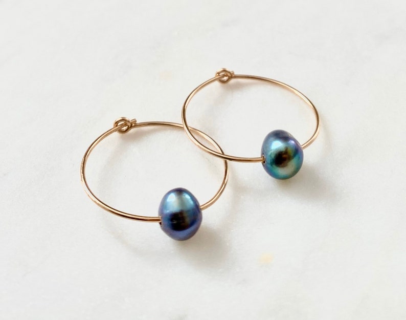 Black Pearl Hoop Earringssmall Hoop Earrings Freshwater Etsy
