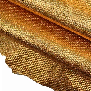 Pelle GLITTER oro, pellame laminato iridescente con stampa geometrica qualità top, vitello metallizzato B17058-MT(ST) La Garzarara