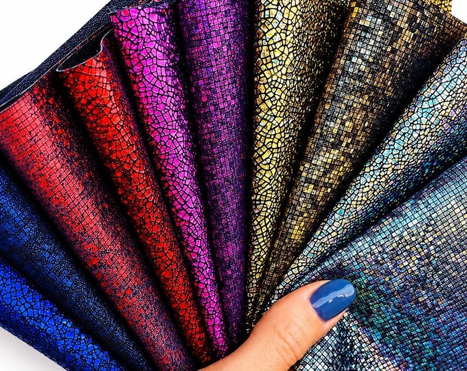 Holographic Leather Scraps, Iridescent Glitter Offcuts, Metallic Rainbow Pieces for Earrings and Crafts  RT15/B La Garzarara
