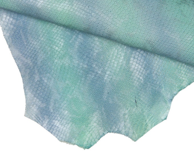 Turquoise PYTHON printed leather skin, light blue reptile textured soft goatskin, snake pattern on semi glossy hide B16423-ST La Garzarara