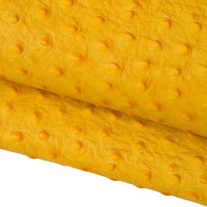Pelle STRUZZO gialla, vitello stampato ANIMALIER, pellame morbidezza media per artigiani B17700-ST La Garzarara