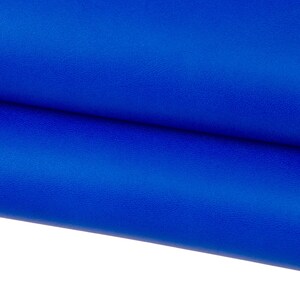 NAPPA liscia BLUETTE, pelle semi lucida morbida, pellame blu elettrico 0.8 -1.0 mm ideale per artigiani B17156-TU La Garzarara