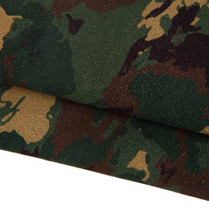 Pelle stampa CAMOUFLAGE verde marrone beige, vitello scamosciatomotivo MILITARE, pellame morbido b17690-st