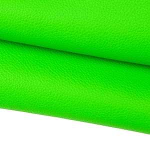 Pellame verde FLUO con GRANA, vitello sportivo morbido, pelle 1.6 -1.7 mm per artigianato B17405-TU La Garzarara